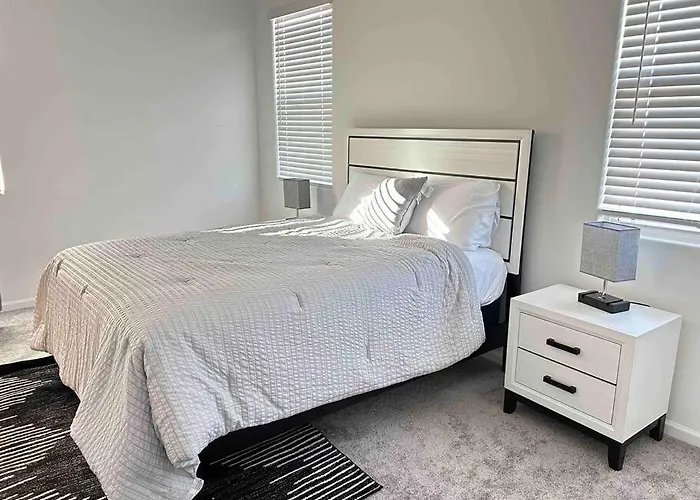 Ferienhaus *home Away From Home* 5 Min Away From Stadium